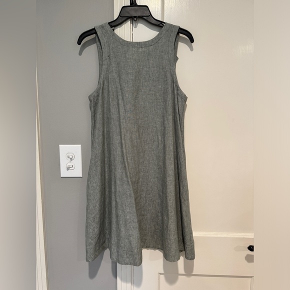 Madewell Dresses & Skirts - Madewell Sleeveless Linen Dress with Button Back XS